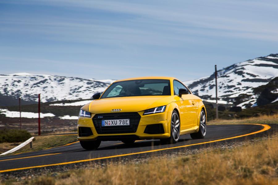  Audi TTS Coupe (8S) 2015 года  (AU) (фото 8 из 19)